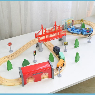 Circuit de train en bois de hêtre avec train électrique | Jouets en bois pour enfants